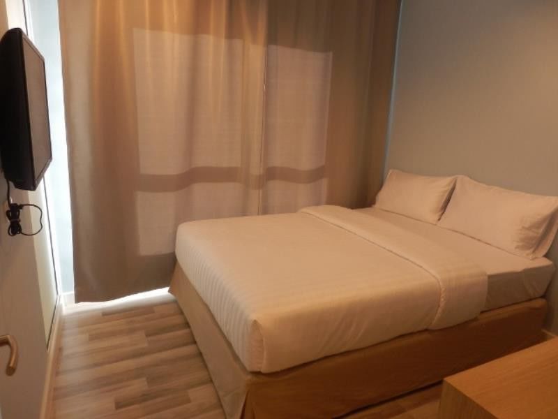 Nantra Cozy Pattaya Hotell Exteriör bild